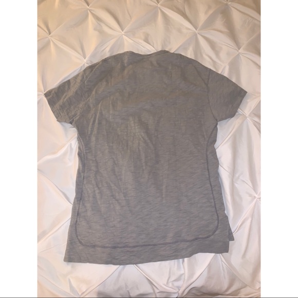 Gymshark TShirt - Picture 2 of 3